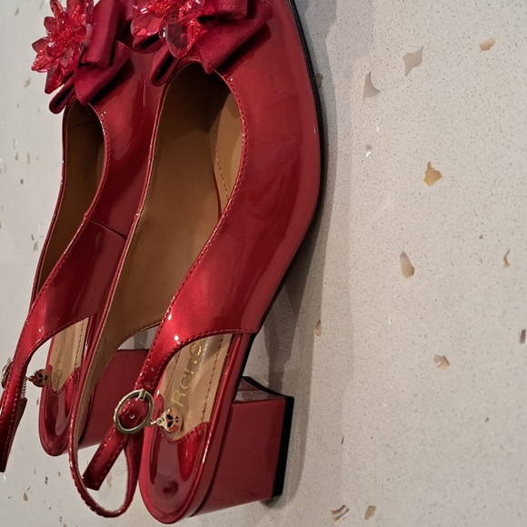 NWOT J. Renee Faaye heels - Picture 7 of 13